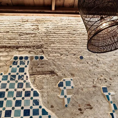 La Casa De Mosaicos 3*