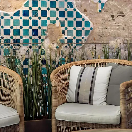 La Casa De Mosaicos 3*