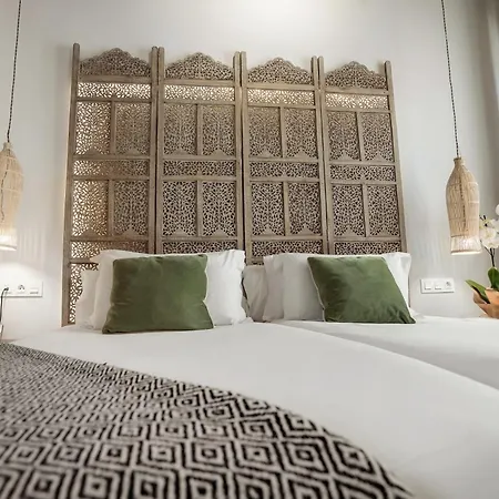 La Casa De Mosaicos 3*